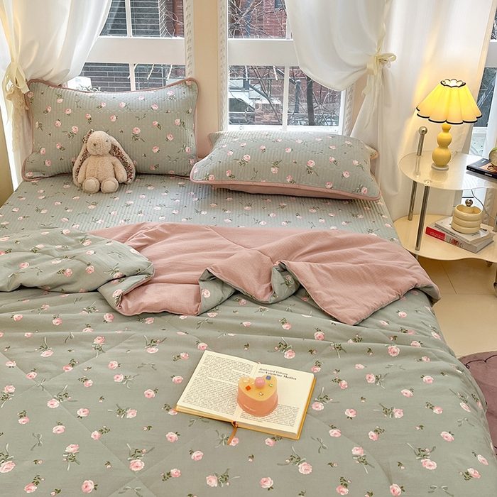 91家纺网 家纺一手货源 找家纺 澜妃 2025春夏新款云感双层纱夏被夏凉被空调被四件套 花满春