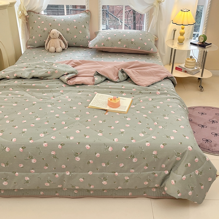 91家纺网 家纺一手货源 找家纺 澜妃 2025春夏新款云感双层纱夏被夏凉被空调被四件套 花满春