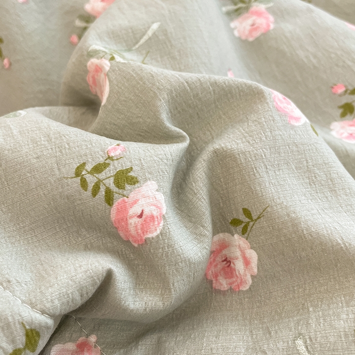 91家纺网 家纺一手货源 找家纺 澜妃 2025春夏新款云感双层纱夏被夏凉被空调被四件套 花满春