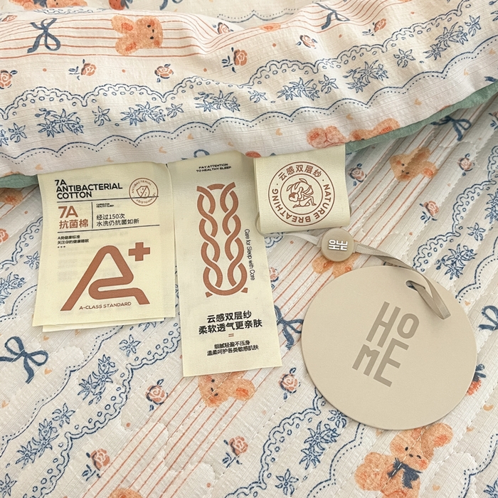 91家纺网 家纺一手货源 找家纺 澜妃 2025春夏新款云感双层纱夏被夏凉被空调被四件套 蝴蝶结熊