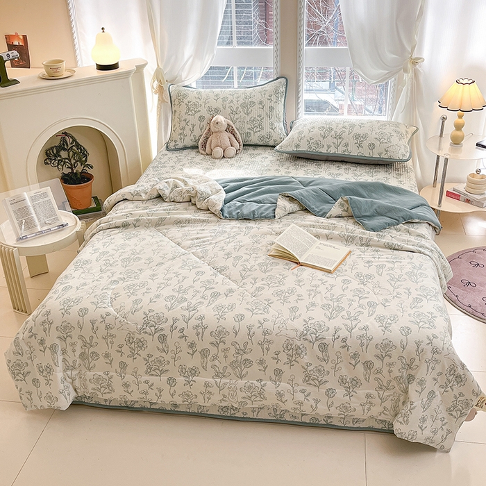 91家纺网 家纺一手货源 找家纺 澜妃 2025春夏新款云感双层纱夏被夏凉被空调被四件套 花开漫漫