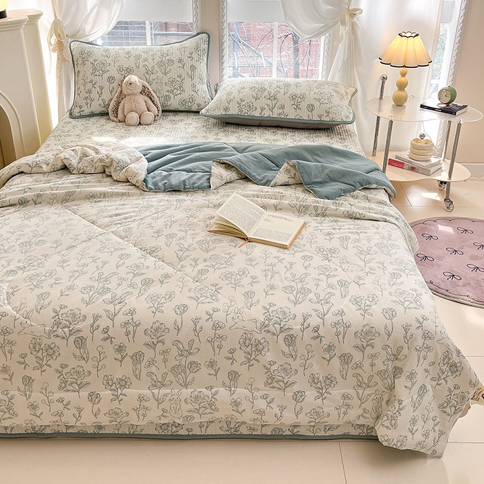 91家纺网 家纺一手货源 找家纺 澜妃 2025春夏新款云感双层纱夏被夏凉被空调被四件套 花开漫漫