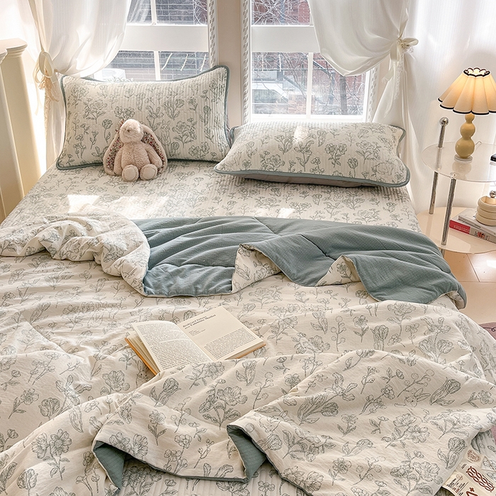 91家纺网 家纺一手货源 找家纺 澜妃 2025春夏新款云感双层纱夏被夏凉被空调被四件套 花开漫漫