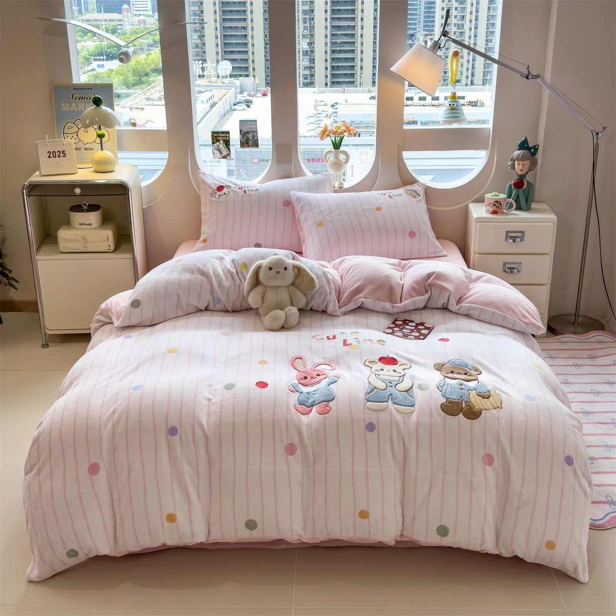 91家纺网 家纺一手货源 找家纺 （总）五月家纺 2025新款A类半消光牛奶绒贴布绒四件套