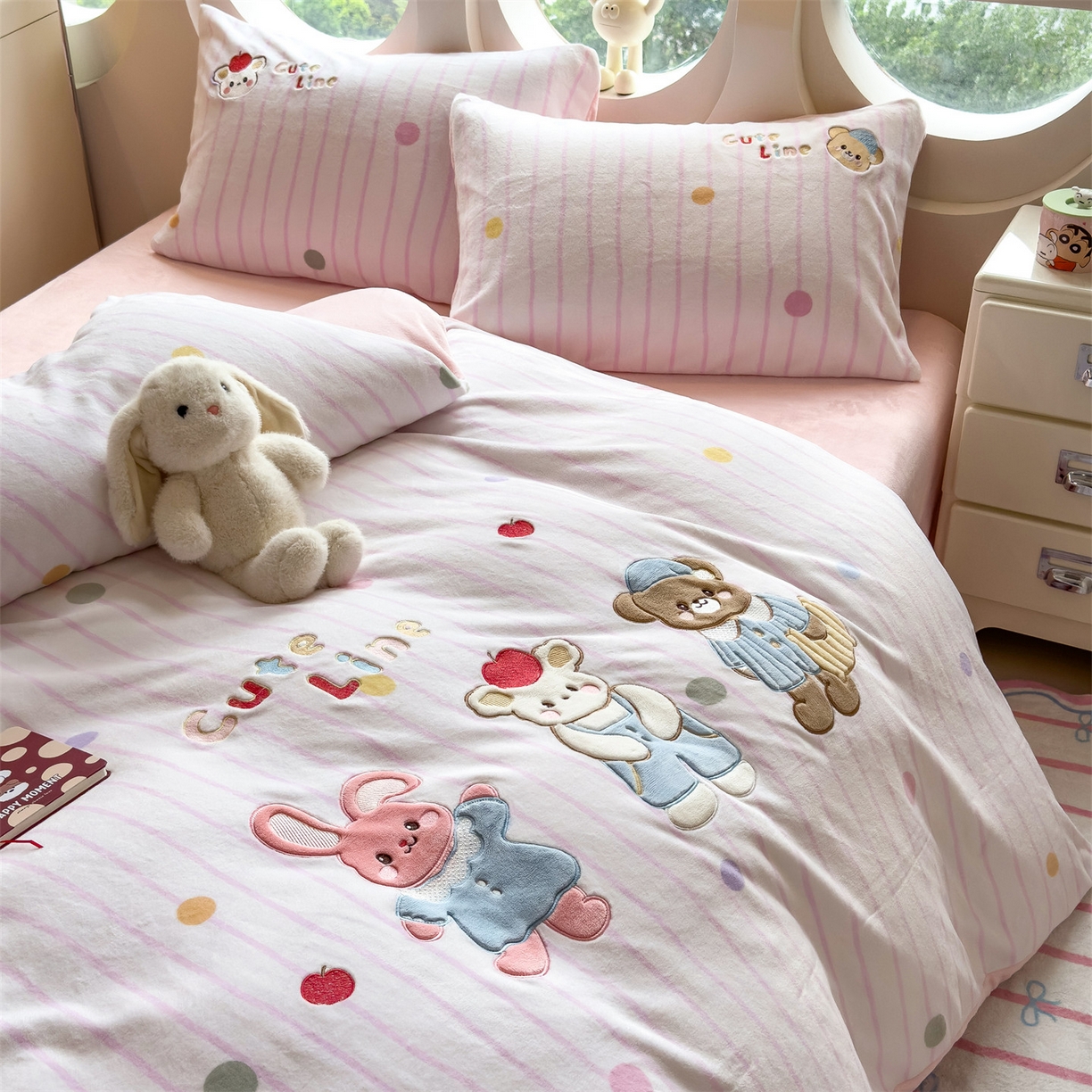 91家纺网 家纺一手货源 找家纺 （总）五月家纺 2025新款A类半消光牛奶绒贴布绒四件套