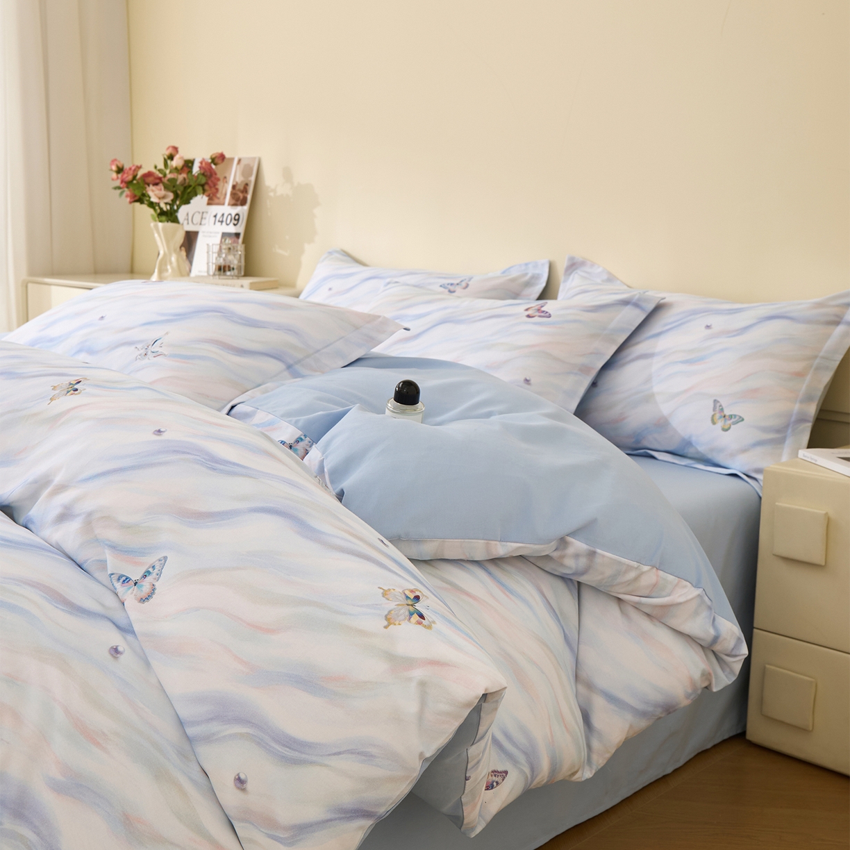 91家纺网 家纺一手货源 找家纺 元元家居（元元被业） 2025秋冬新款全棉纯棉磨毛印花四件套 蝶梦星河