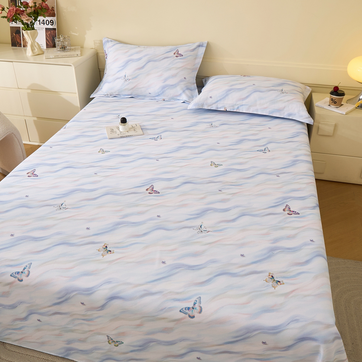 91家纺网 家纺一手货源 找家纺 元元家居（元元被业） 2025秋冬新款全棉纯棉磨毛印花单床单 蝶梦星河