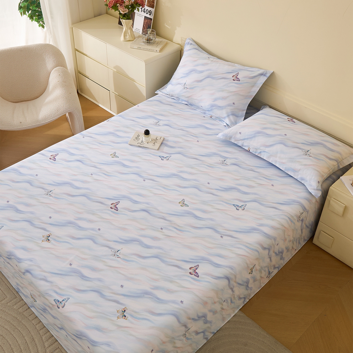 91家纺网 家纺一手货源 找家纺 元元家居（元元被业） 2025秋冬新款全棉纯棉磨毛印花单床单 蝶梦星河