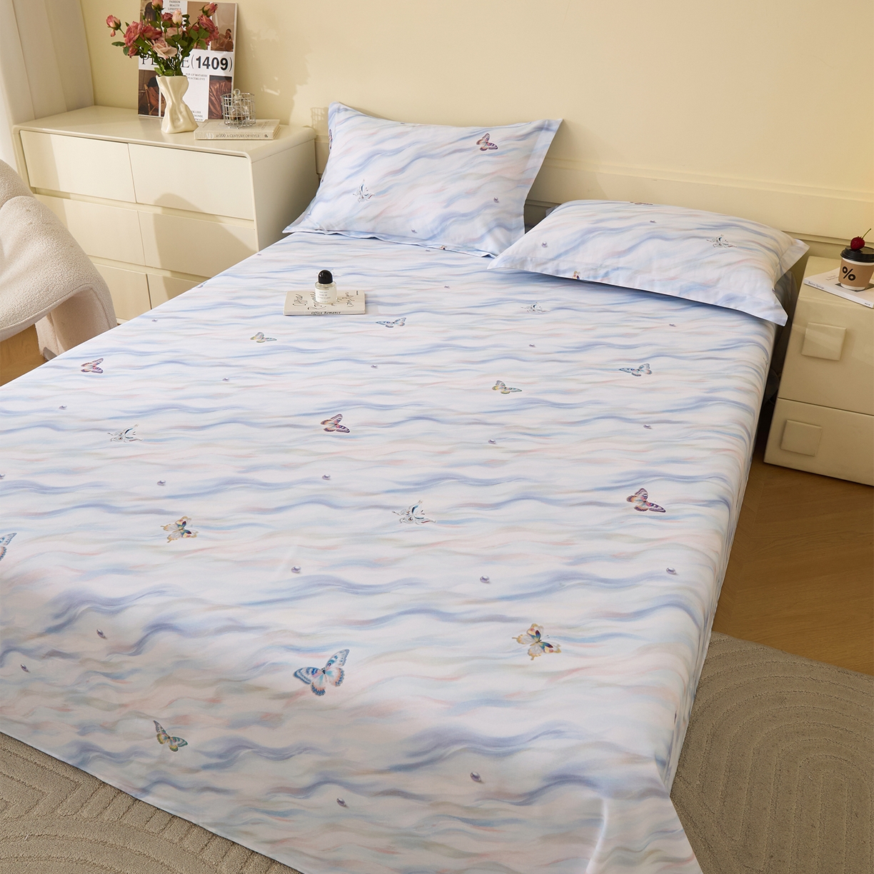 91家纺网 家纺一手货源 找家纺 元元家居（元元被业） 2025秋冬新款全棉纯棉磨毛印花单床单 蝶梦星河