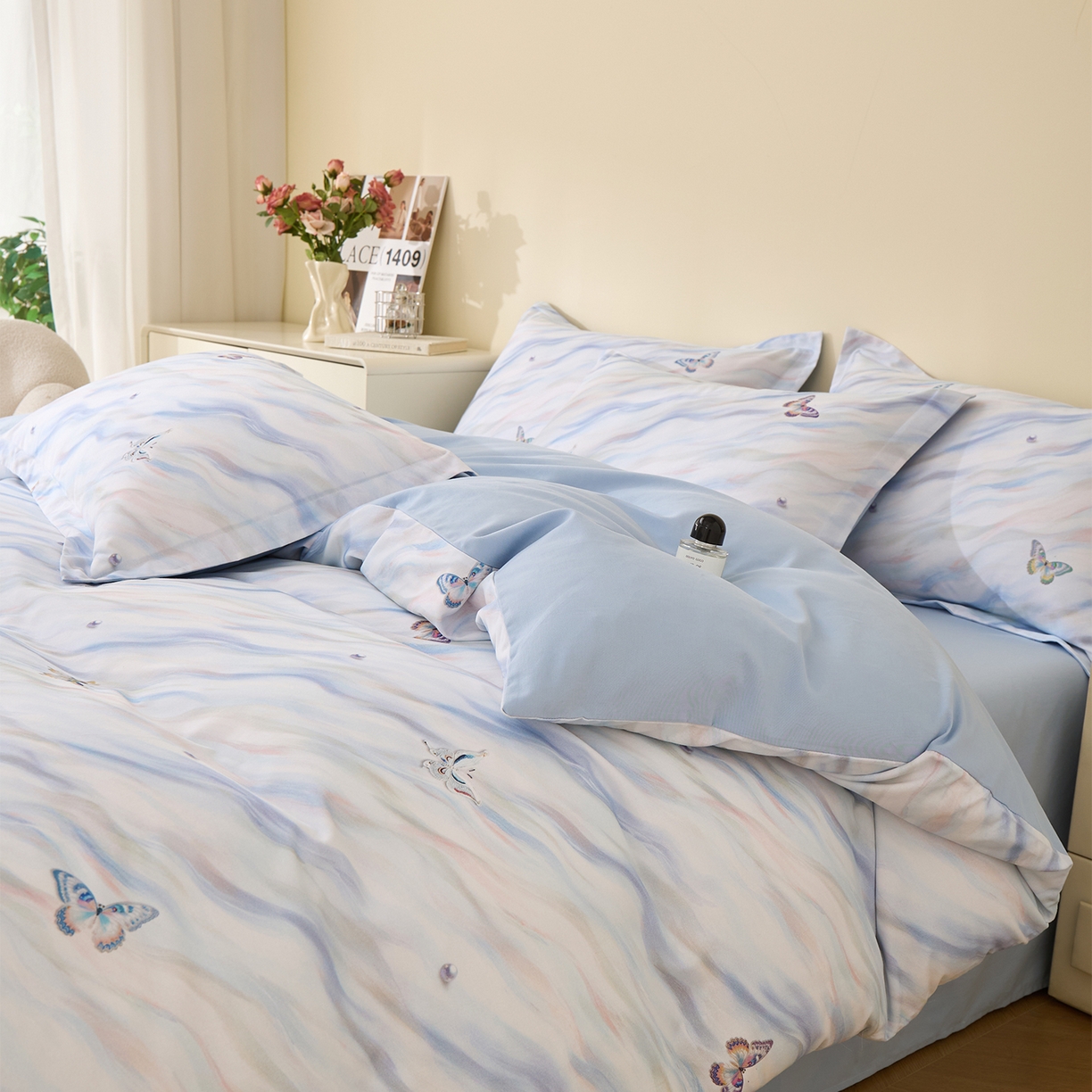 91家纺网 家纺一手货源 找家纺 元元家居（元元被业） 2025秋冬新款全棉纯棉磨毛印花四件套 蝶梦星河