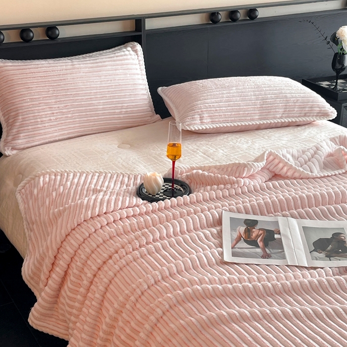 小叮当家纺仓储工厂店 2025新款亲肤舒适成品抽条阳离子毛毯毯子-阳离子 阳离子-粉