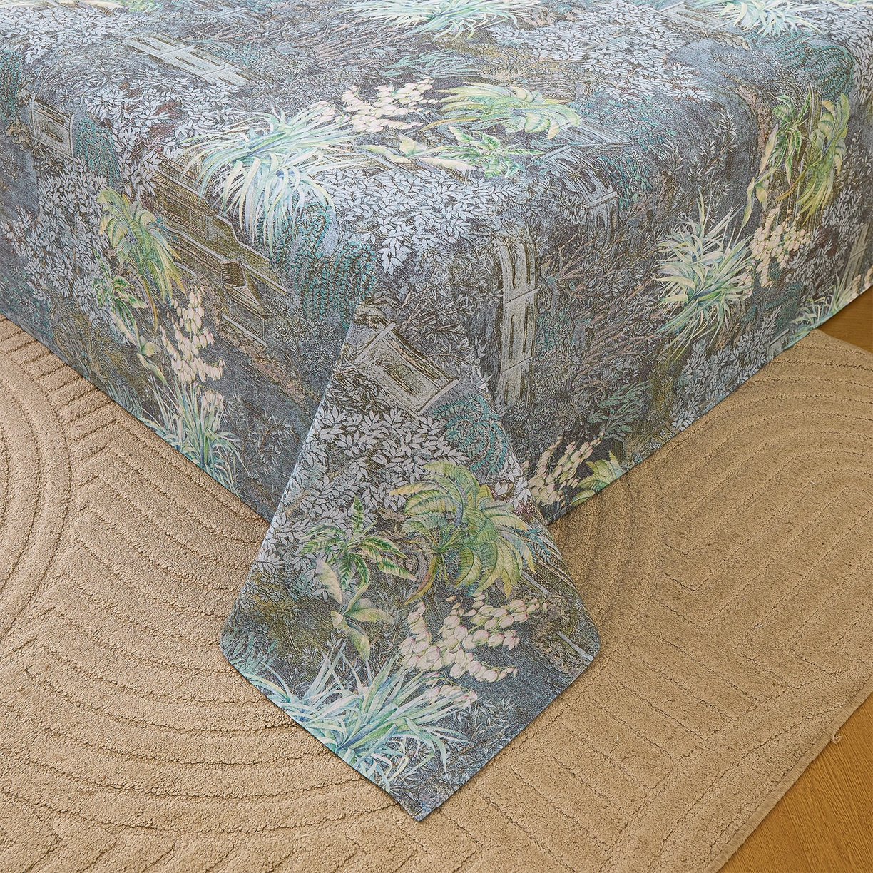 91家纺网 家纺一手货源 找家纺 元元家居（元元被业） 2025秋冬新款全棉纯棉磨毛印花单床单 繁花点缀