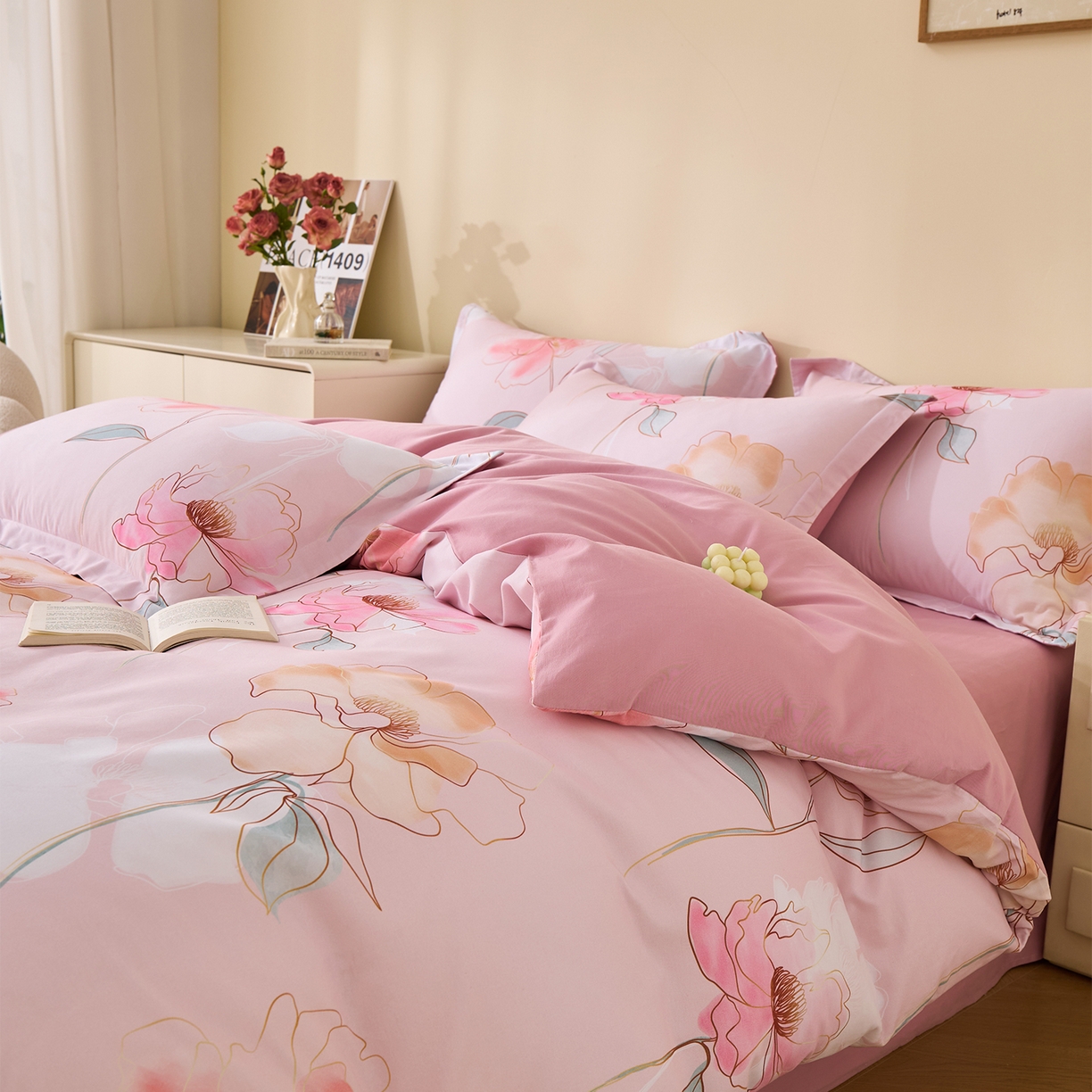 91家纺网 家纺一手货源 找家纺 元元家居（元元被业） 2025秋冬新款全棉纯棉磨毛印花四件套 光韵花季