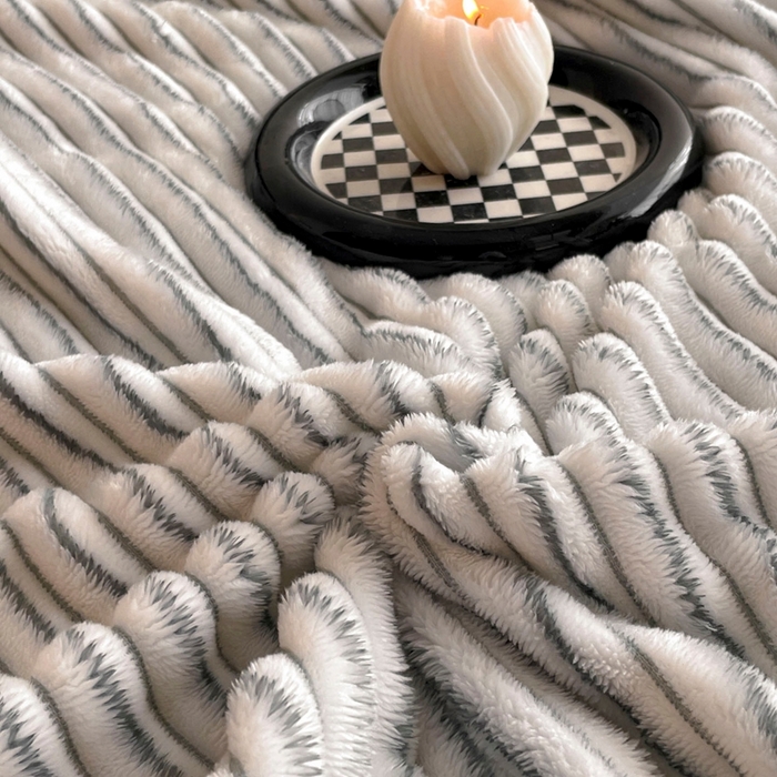 91家纺网 家纺一手货源 找家纺 小叮当家纺仓储工厂店 2025新款亲肤舒适成品抽条阳离子毛毯毯子-阳离子 阳离子-灰