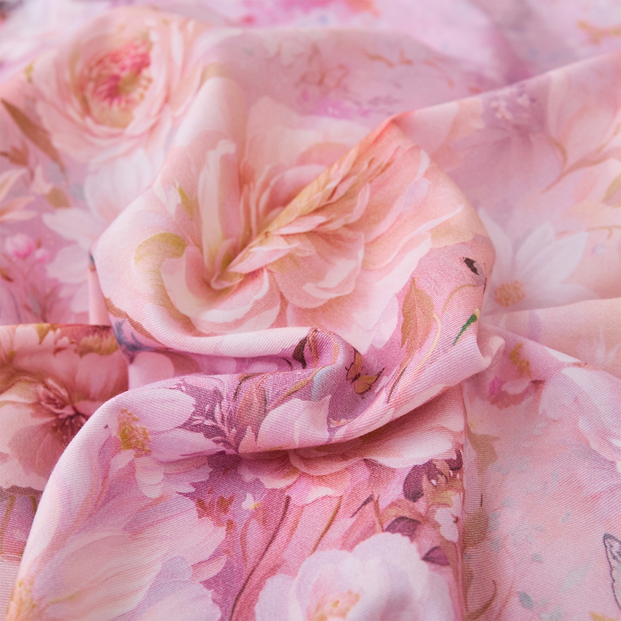 91家纺网 家纺一手货源 找家纺 元元家居（元元被业） 2025秋冬新款全棉纯棉磨毛印花四件套 花妍悦粉