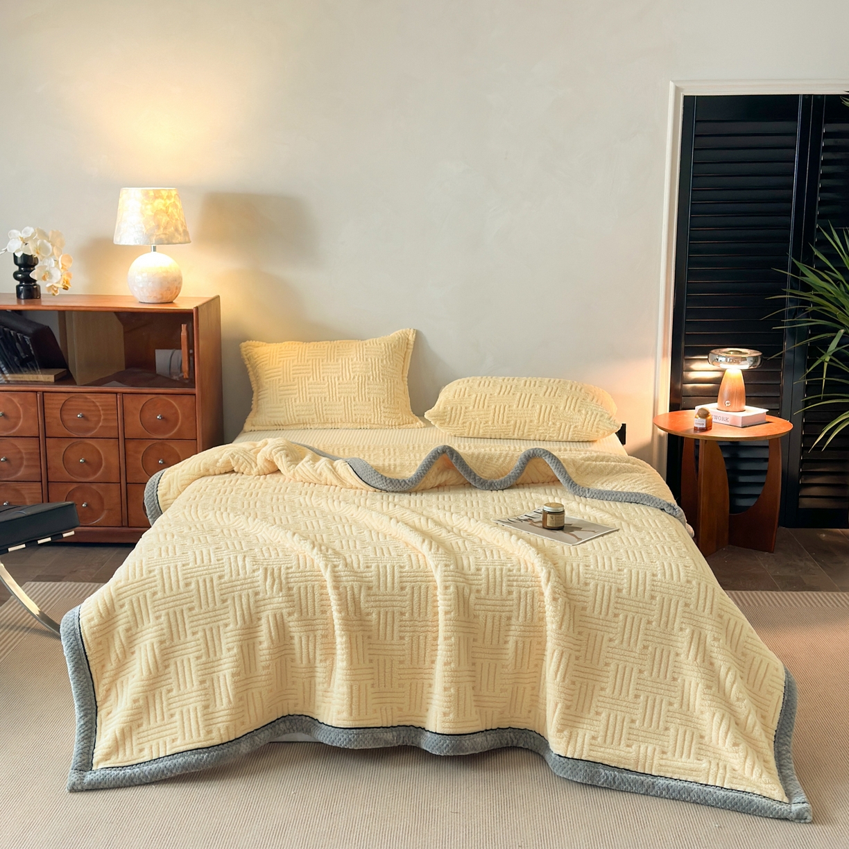 91家纺网 家纺一手货源 找家纺 欧邦 2025新款A类提花舒棉绒双面绒单层毯 稻香黄