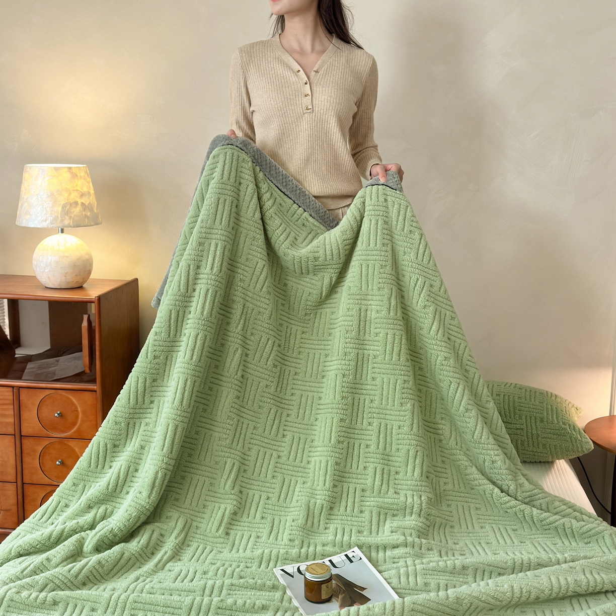 91家纺网 家纺一手货源 找家纺 欧邦 2025新款A类提花舒棉绒双面绒单层毯 青木绿