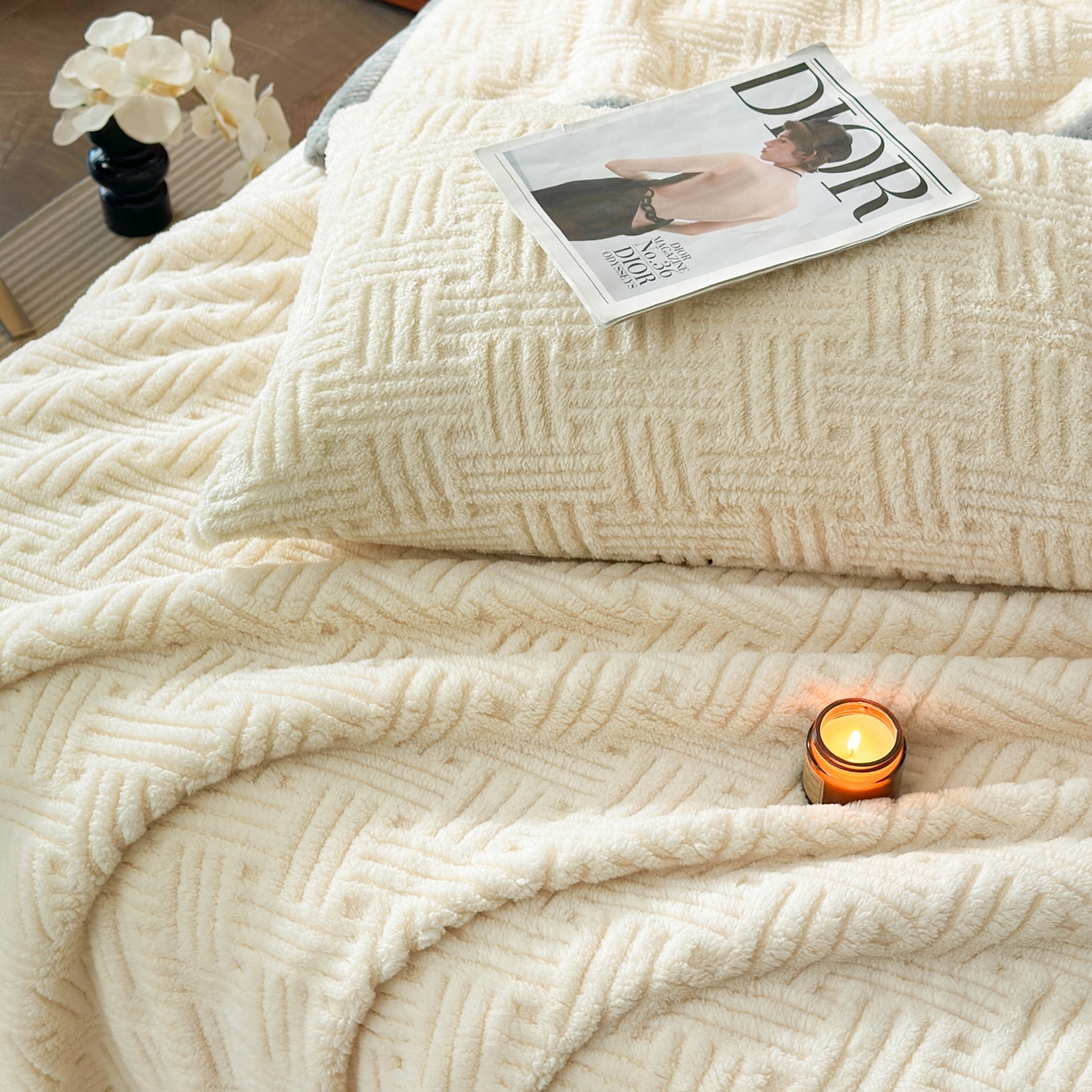 91家纺网 家纺一手货源 找家纺 欧邦 2025新款A类提花舒棉绒双面绒单层毯 暖米杏