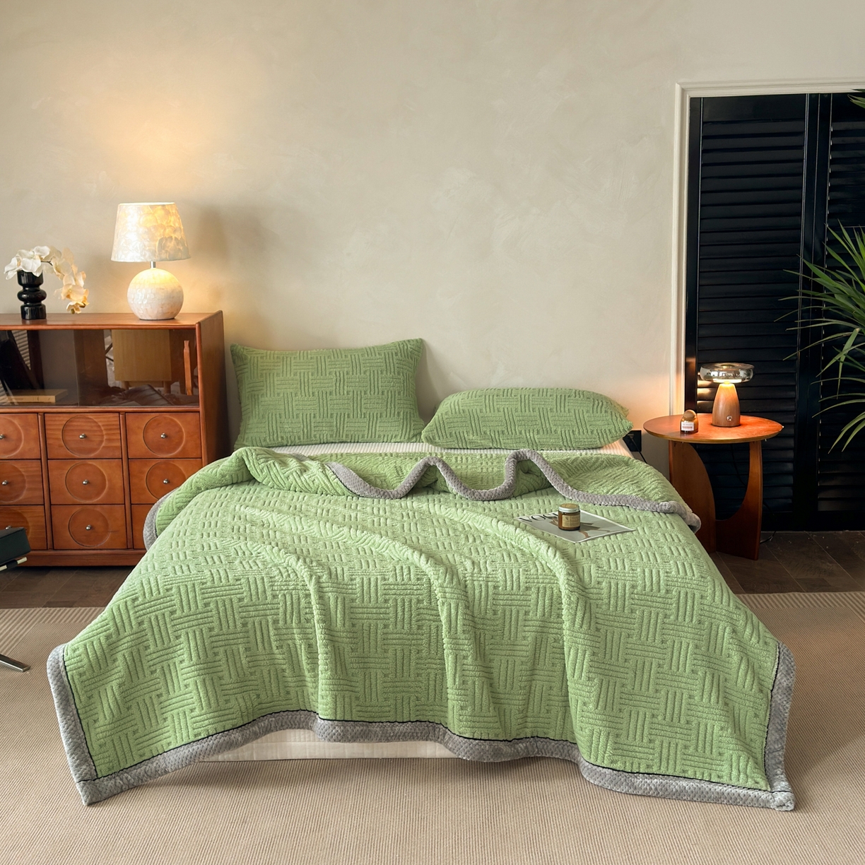 91家纺网 家纺一手货源 找家纺 欧邦 2025新款A类提花舒棉绒双面绒单层毯 青木绿