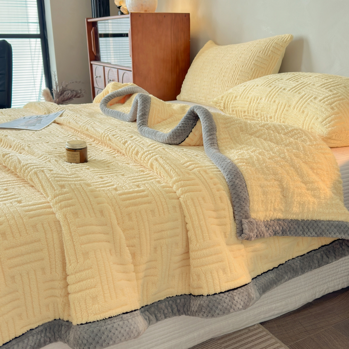 91家纺网 家纺一手货源 找家纺 欧邦 2025新款A类提花舒棉绒双面绒单层毯 稻香黄