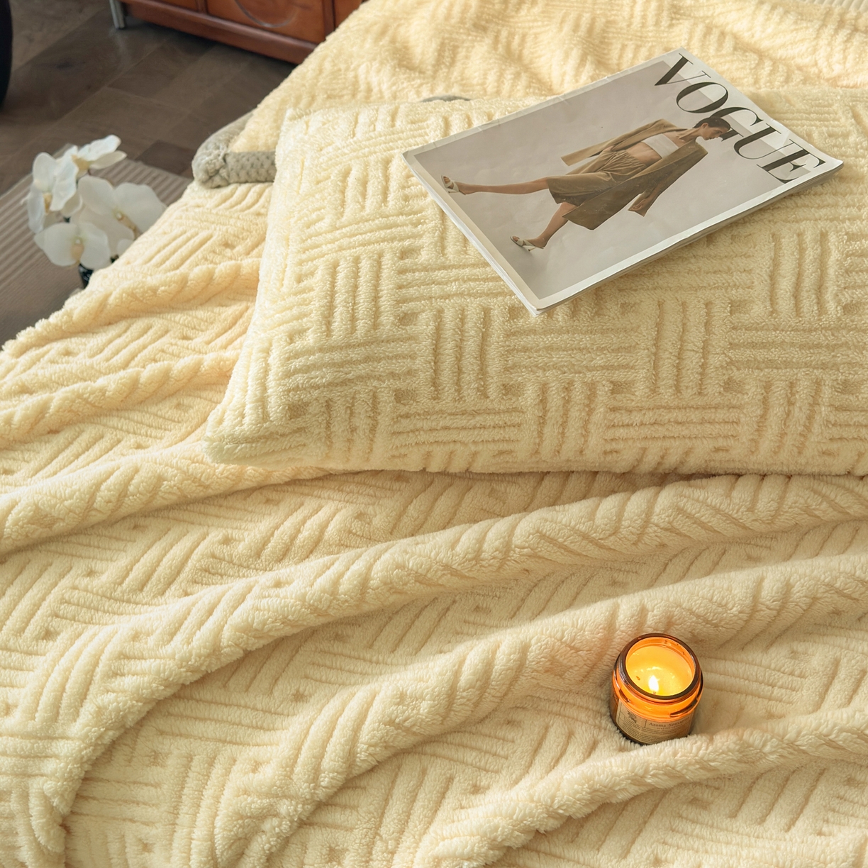 91家纺网 家纺一手货源 找家纺 欧邦 2025新款A类提花舒棉绒双面绒单层毯 稻香黄