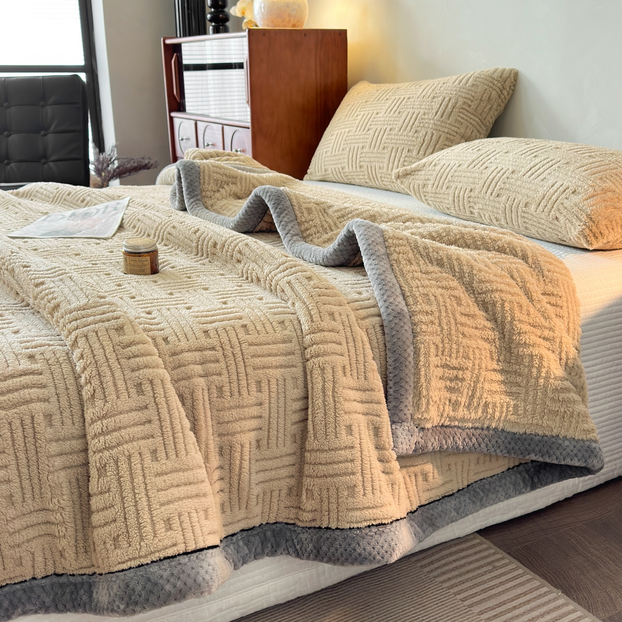 91家纺网 家纺一手货源 找家纺 欧邦 2025新款A类提花舒棉绒双面绒单层毯 深卡其