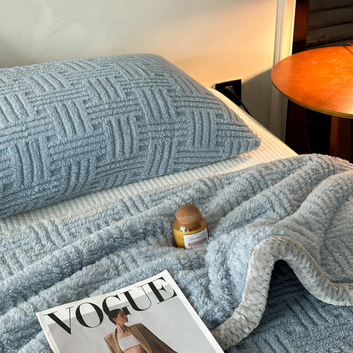 91家纺网 家纺一手货源 找家纺 欧邦 2025新款A类提花舒棉绒双面绒单层毯 冰川灰