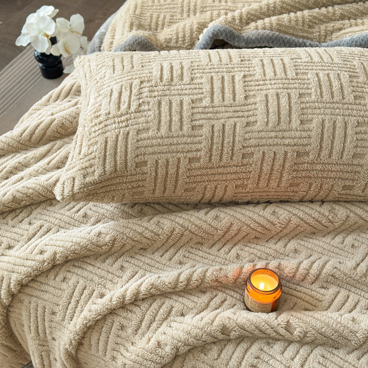 91家纺网 家纺一手货源 找家纺 欧邦 2025新款A类提花舒棉绒双面绒单层毯 深卡其