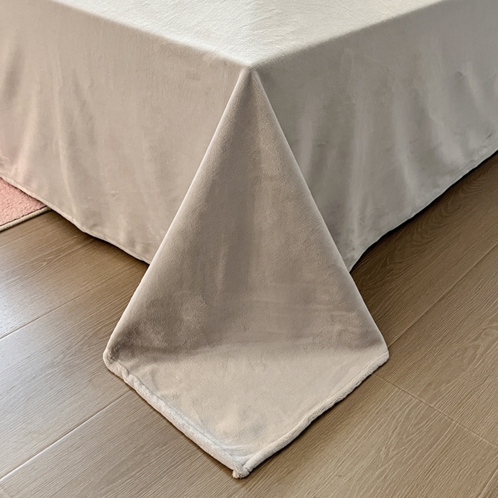 91家纺网 家纺一手货源 找家纺 小叮当家纺仓储工厂店 2025新款亲肤舒适成品提花包边牛奶绒四件套-提花 提花-蓝灰