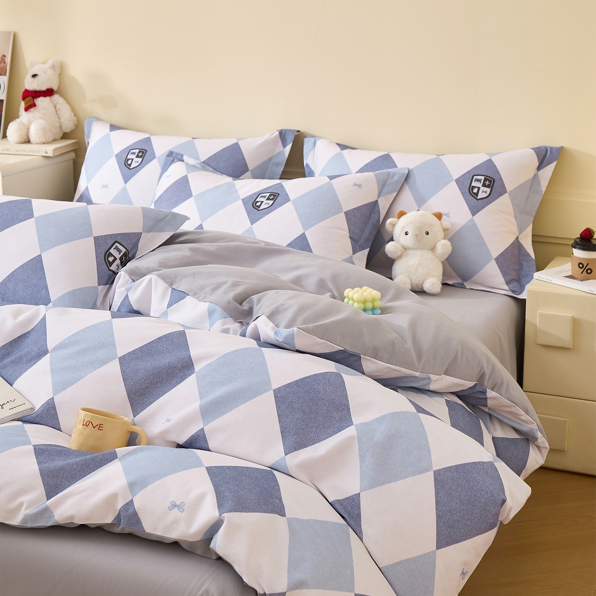 91家纺网 家纺一手货源 找家纺 元元家居（元元被业） 2025秋冬新款全棉纯棉磨毛印花四件套 骑士荣耀