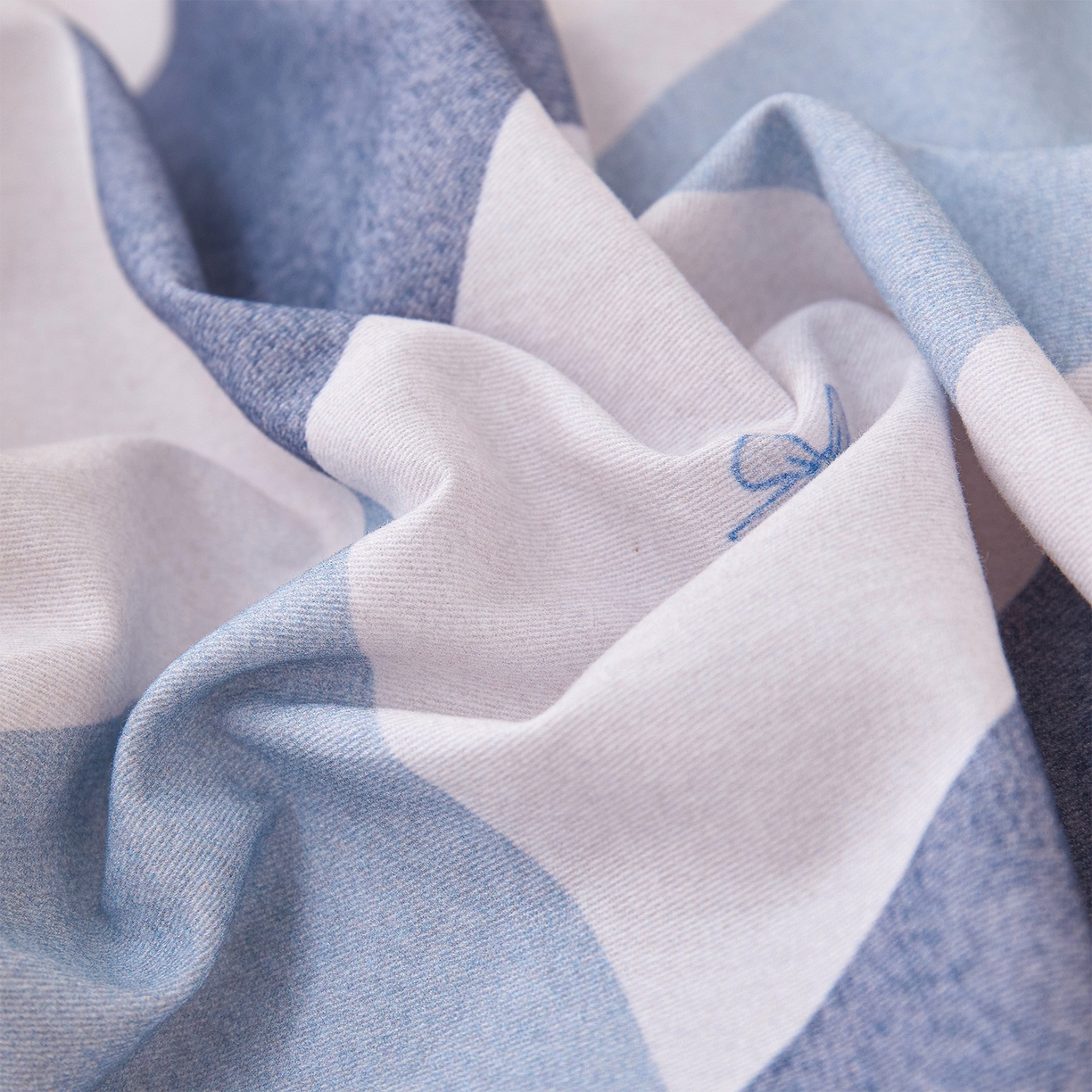 91家纺网 家纺一手货源 找家纺 元元家居（元元被业） 2025秋冬新款全棉纯棉磨毛印花四件套 骑士荣耀