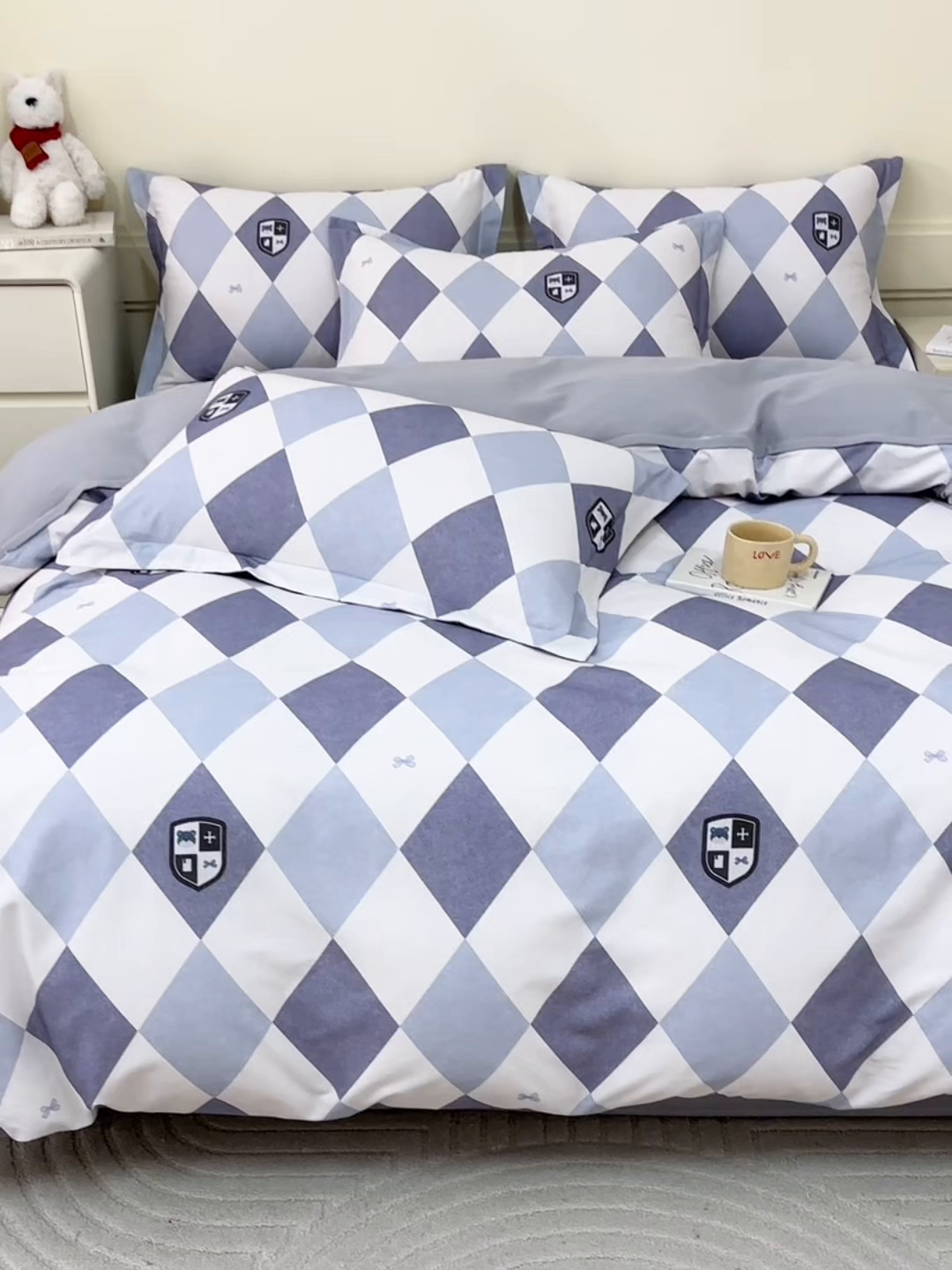 91家纺网 家纺一手货源 找家纺 元元家居（元元被业） 2025秋冬新款全棉纯棉磨毛印花四件套 骑士荣耀