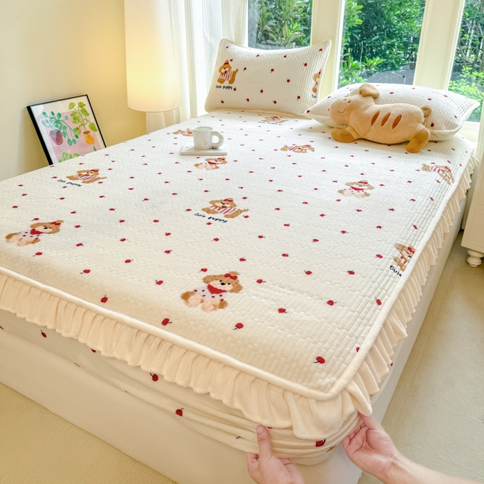 91家纺网 家纺一手货源 找家纺 （总）布柔 2025新款加厚牛奶绒花边床笠保暖印花夹棉床笠床垫保护套罩