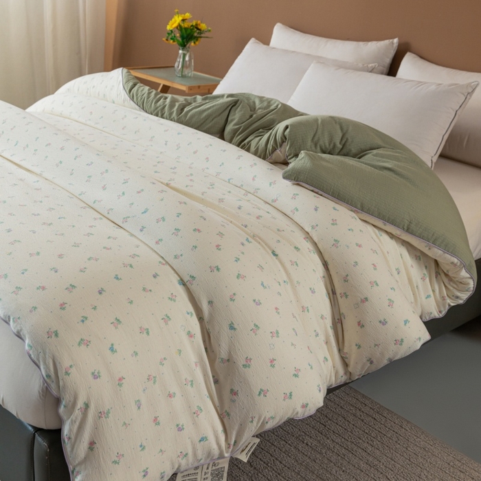 91家纺网 家纺一手货源 找家纺 小叮当家纺仓储工厂店 2025新款A类云感双层纱冬被春秋被被子被芯 初恋