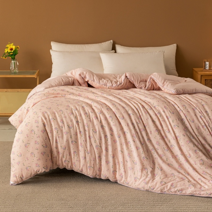 91家纺网 家纺一手货源 找家纺 小叮当家纺仓储工厂店 2025新款A类云感双层纱冬被春秋被被子被芯 幽帘