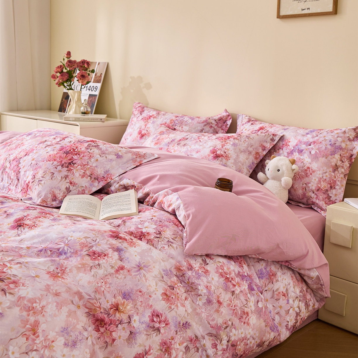 91家纺网 家纺一手货源 找家纺 元元家居（元元被业） 2025秋冬新款全棉纯棉磨毛印花四件套 邂逅粉