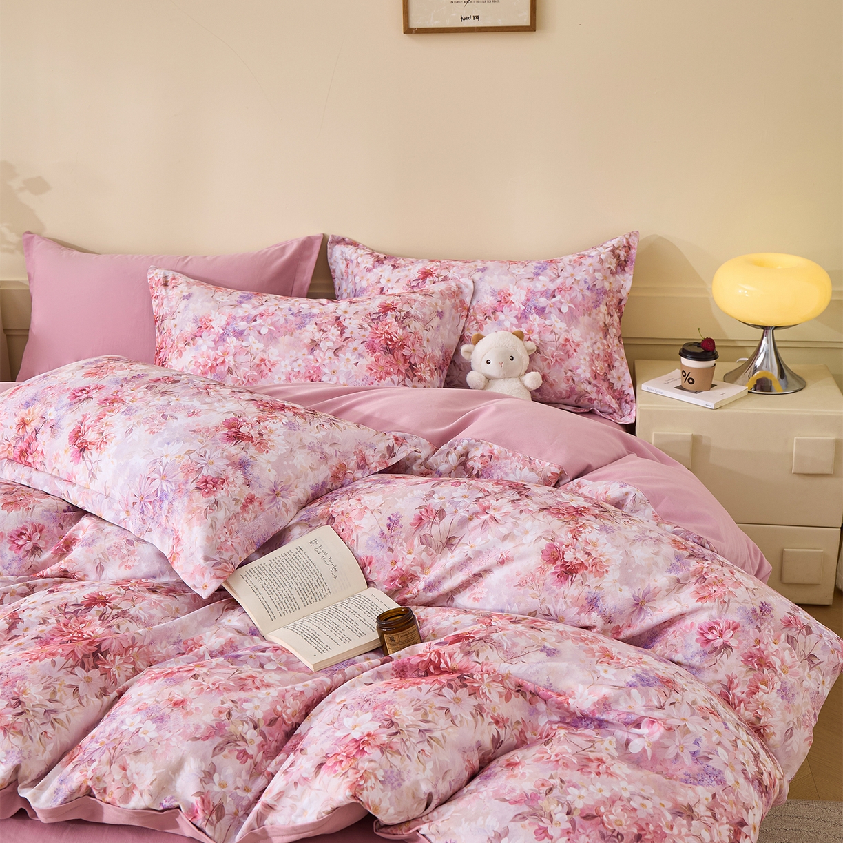 91家纺网 家纺一手货源 找家纺 元元家居（元元被业） 2025秋冬新款全棉纯棉磨毛印花四件套 邂逅粉