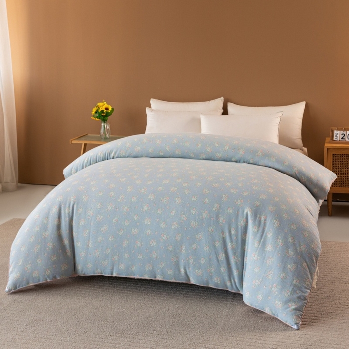 91家纺网 家纺一手货源 找家纺 小叮当家纺仓储工厂店 2025新款A类云感双层纱冬被春秋被被子被芯 风轻寄语