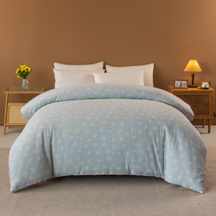 91家纺网 家纺一手货源 找家纺 小叮当家纺仓储工厂店 2025新款A类云感双层纱冬被春秋被被子被芯 风轻寄语