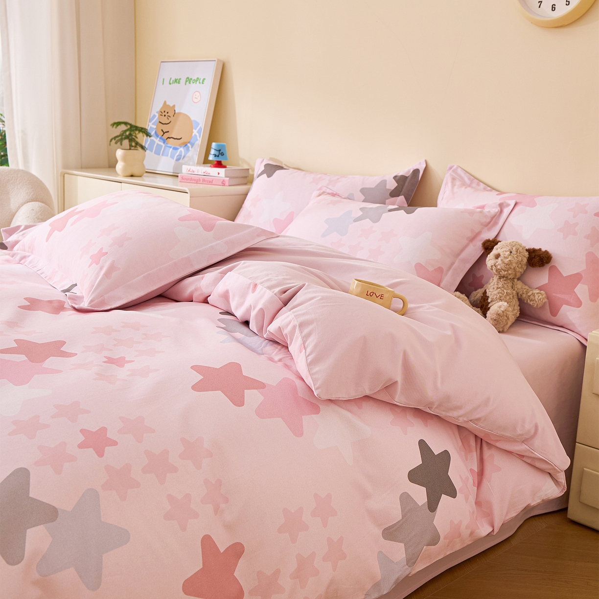 91家纺网 家纺一手货源 找家纺 元元家居（元元被业） 2025秋冬新款全棉纯棉磨毛印花四件套 星星格格