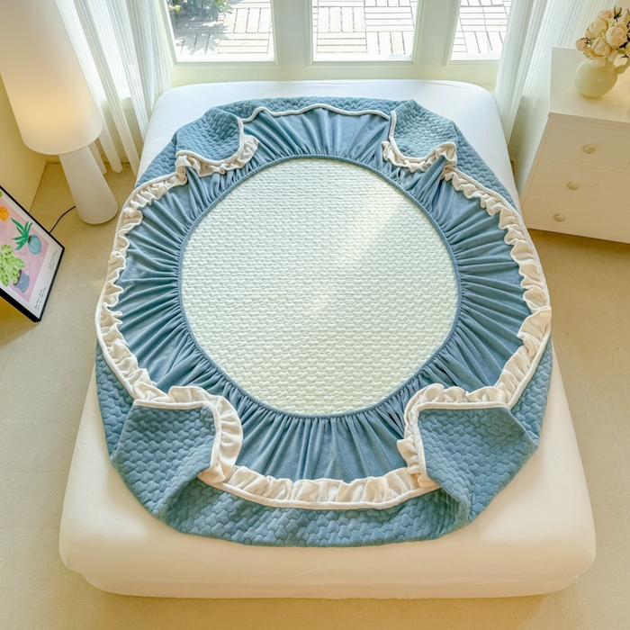 91家纺网 家纺一手货源 找家纺 布柔 2025新款加厚牛奶绒花边床笠保暖印花夹棉床笠床垫保护套罩 湖蓝