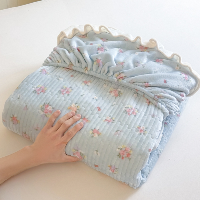 91家纺网 家纺一手货源 找家纺 布柔 2025新款加厚牛奶绒花边床笠保暖印花夹棉床笠床垫保护套罩 碎花绿