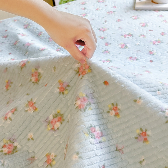 91家纺网 家纺一手货源 找家纺 布柔 2025新款加厚牛奶绒花边床笠保暖印花夹棉床笠床垫保护套罩 碎花绿