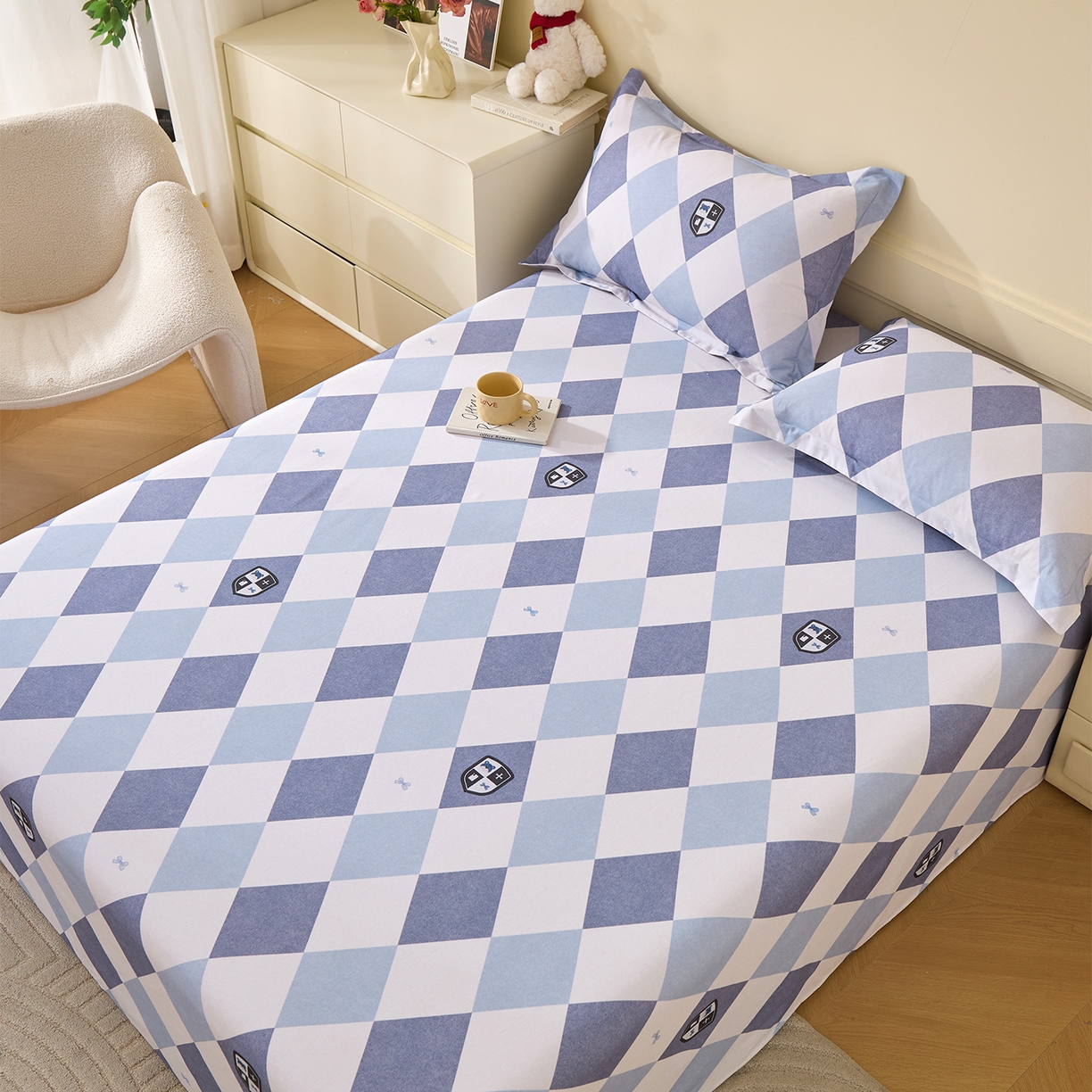 91家纺网 家纺一手货源 找家纺 元元家居（元元被业） 2025秋冬新款全棉纯棉磨毛印花单床单 骑士荣耀