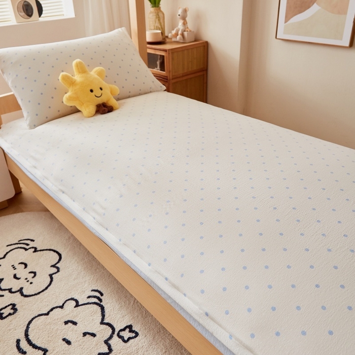 91家纺网 家纺一手货源 找家纺 （总）小叮当家纺仓储工厂店 2025新款亲肤舒适A类云感水洗棉双层纱鱼鳞网棉花印花床褥