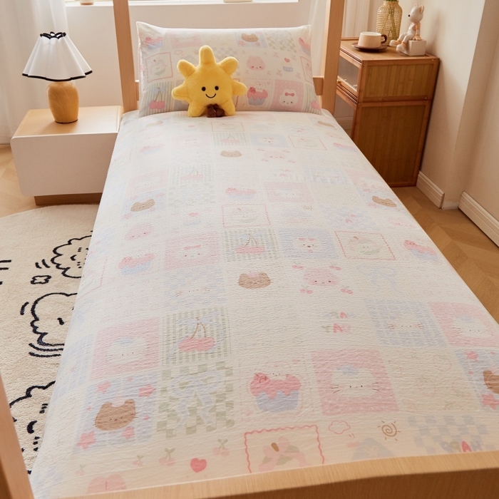 91家纺网 家纺一手货源 找家纺 小叮当家纺仓储工厂店 2025新款亲肤舒适A类云感水洗棉双层纱鱼鳞网棉花印花床褥 奶油块块