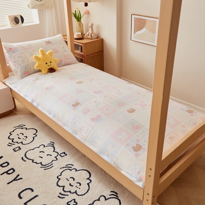 91家纺网 家纺一手货源 找家纺 小叮当家纺仓储工厂店 2025新款亲肤舒适A类云感水洗棉双层纱鱼鳞网棉花印花床褥 奶油块块