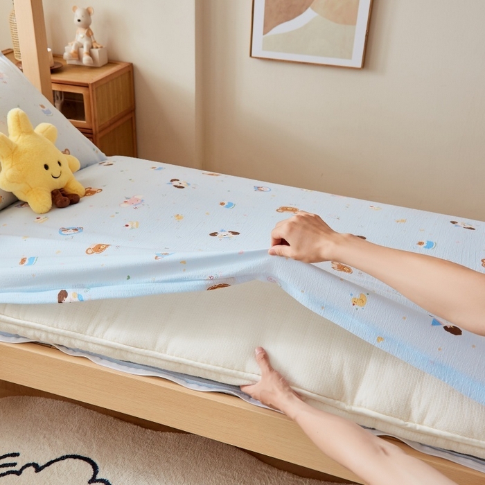 小叮当家纺仓储工厂店 2025新款亲肤舒适A类云感水洗棉双层纱鱼鳞网棉花印花床褥 生日宴会-蓝