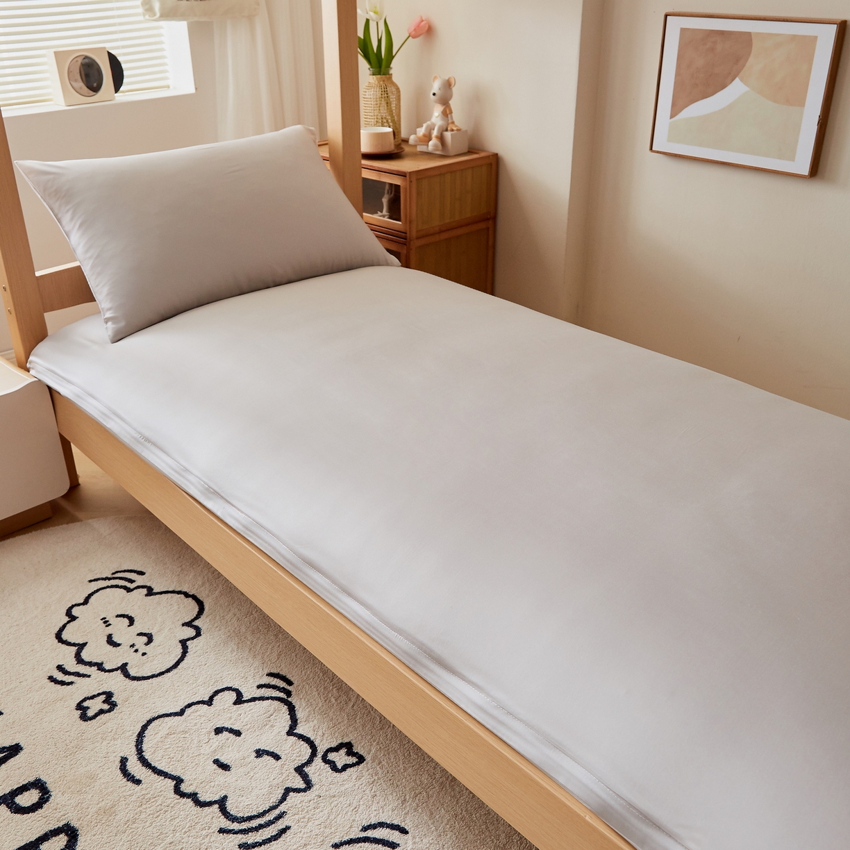 91家纺网 家纺一手货源 找家纺 小叮当家纺仓储工厂店 2025新款亲肤舒适A类云感水洗棉双层纱鱼鳞网棉花印花床褥 灰色