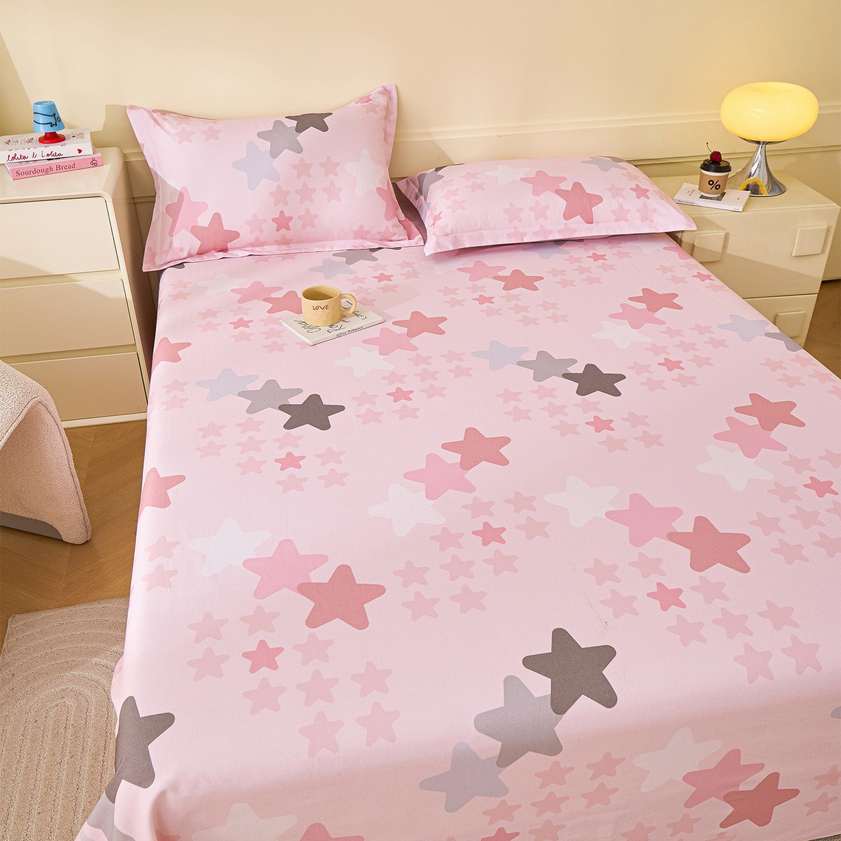 91家纺网 家纺一手货源 找家纺 元元家居（元元被业） 2025秋冬新款全棉纯棉磨毛印花单床单 星星格格